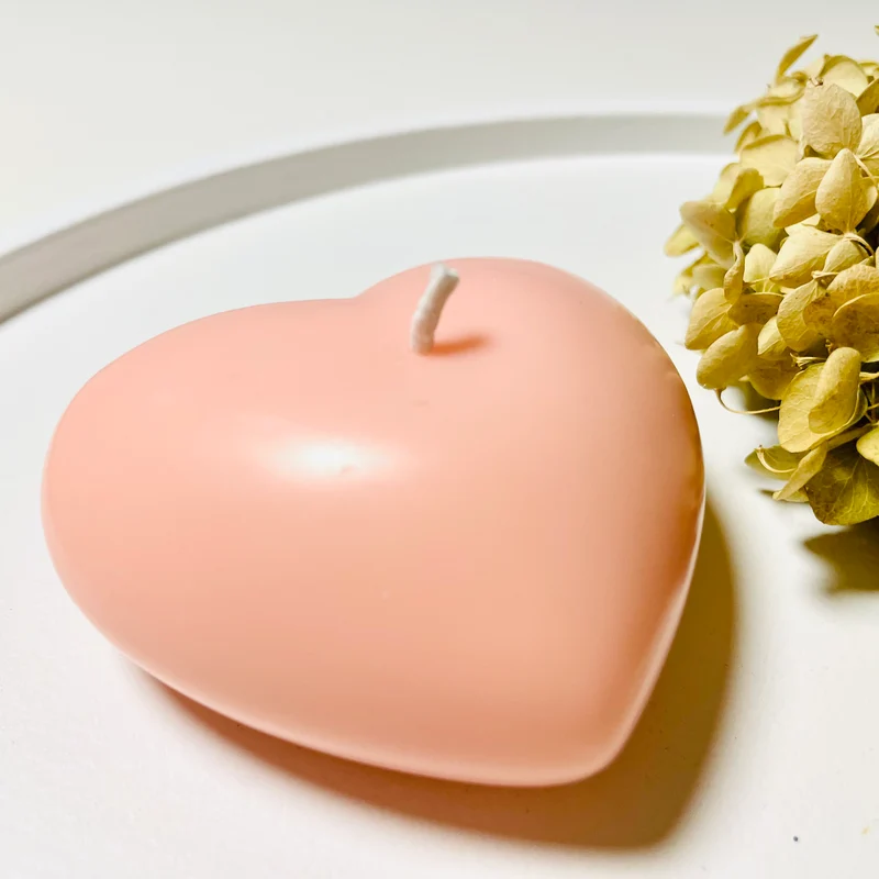 Handgemachte Deko Kerze "Herz" aus Rapswachs