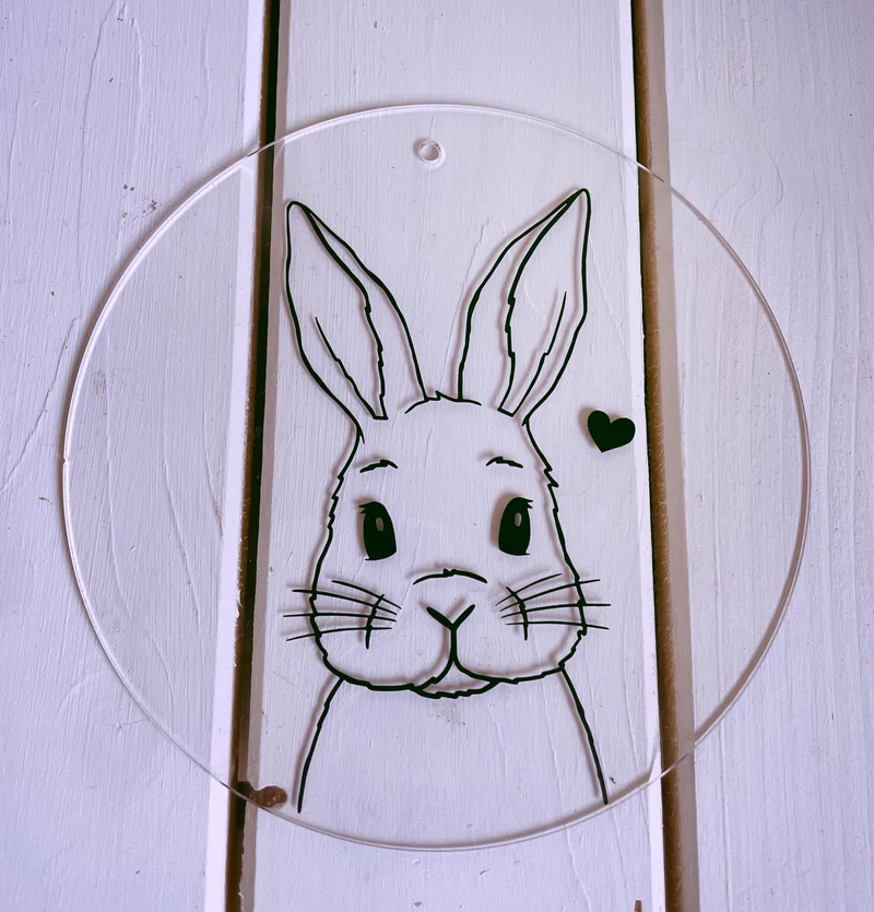 Scheibe mit Hase