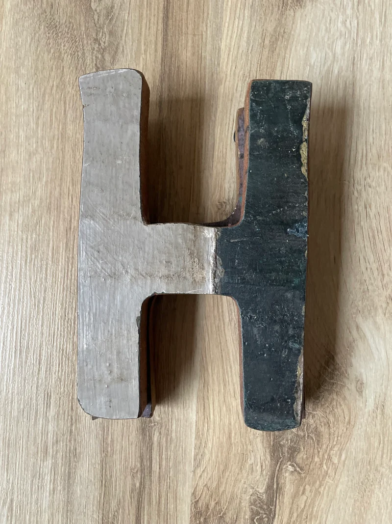 Holzbuchstaben