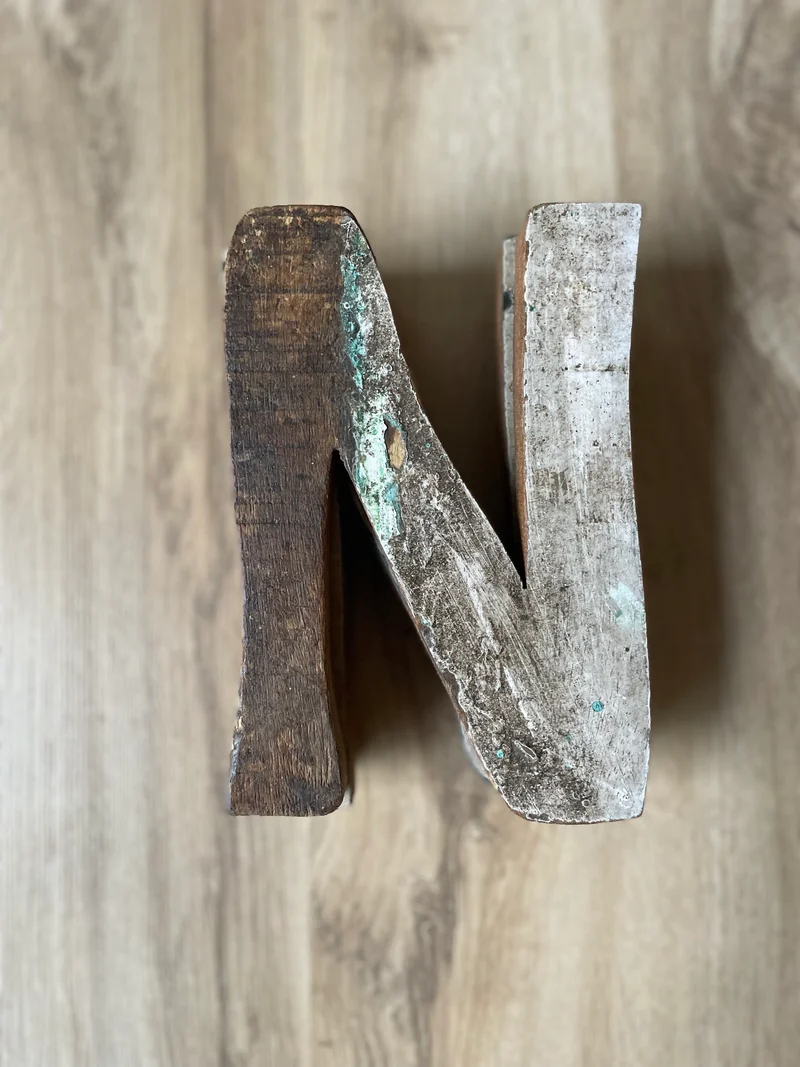 Holzbuchstaben