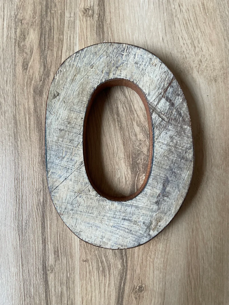 Holzbuchstaben