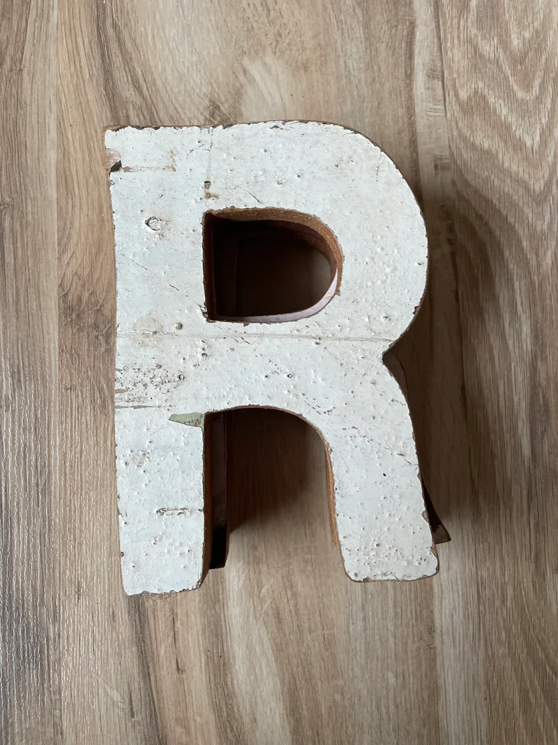 Holzbuchstaben