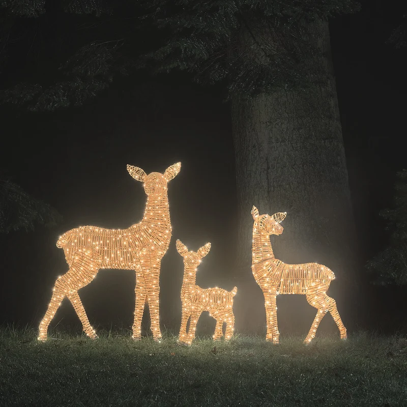 3er Set Leyburn Bicolor LED-Rentierfamilie in Rattanoptik für den Außenbereich