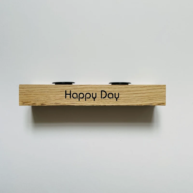 Handgefertigter Kerzenständer "Happy Day" aus Holz