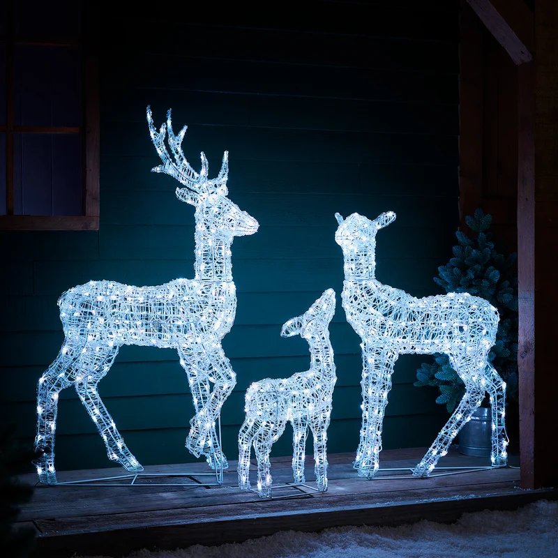 3er Set Swinsty LED-Rentierfamilie mit Farbwechsel und Fernbedienung