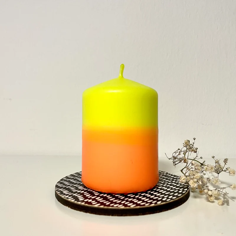 Handgefärbte Dip Dye Stumpenkerze | neon-gelb & neon-orange