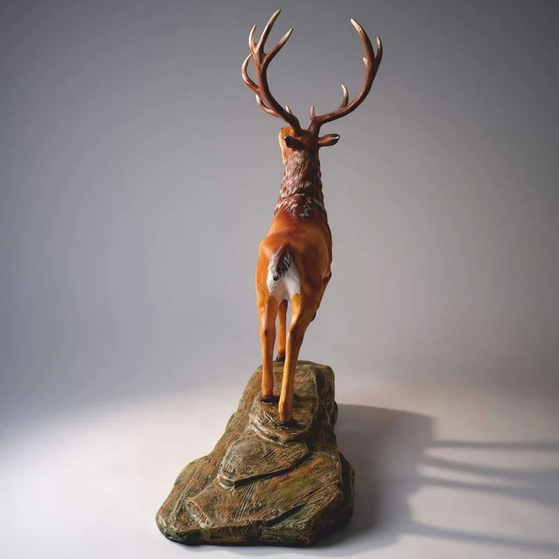 Casa Padrino XXL Deko Skulptur Hirsch auf Felsen Braun / Weiß H. 200 cm - Lebensgroße Garten Figur