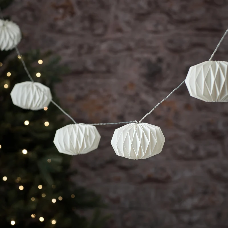 10er LED-Lampion-Lichterkette aus Papier in Warmweiß für den Außenbereich