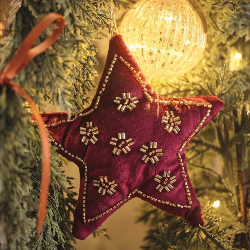 4er-Set Weihnachtsbaumdeko aus rotem Samt mit goldenen Perlen