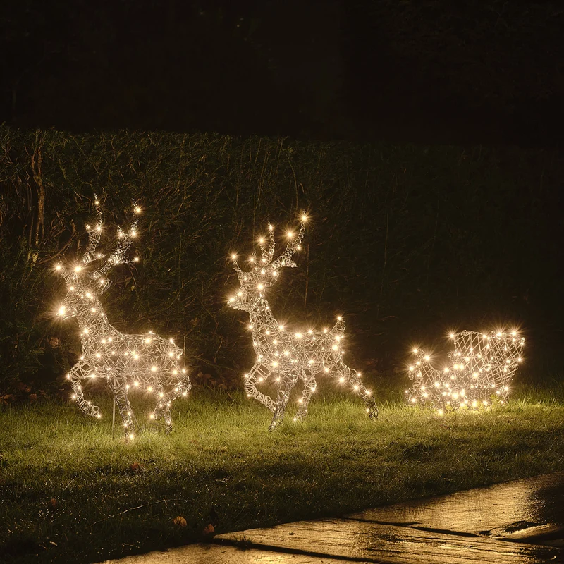 64 cm Harlow Bicolor LED-Rentiergespann mit Schlitten