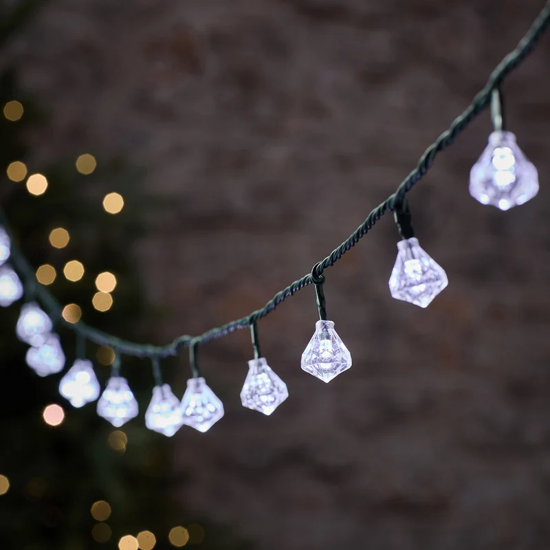 15m 150er Diamant LED-Lichterkette außen in Warmweiß und Weiß