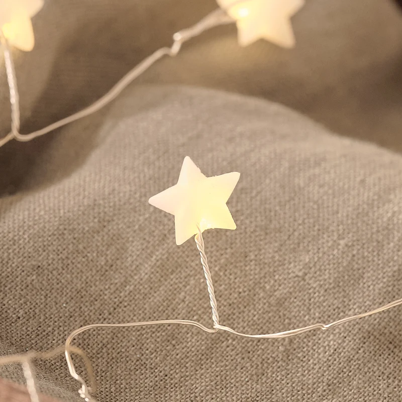 LED-Sternen-Lichterkette mit 50 Mikro-LEDs und Timer in Warmweiß