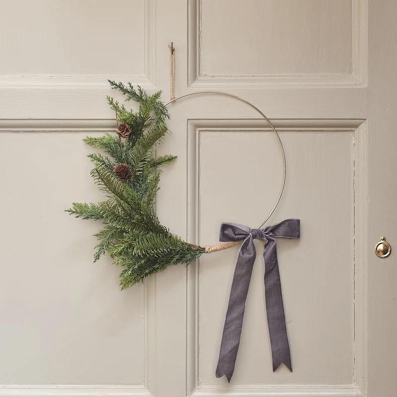 35cm Once Upon a Star Weihnachtskranz mit grauem Band