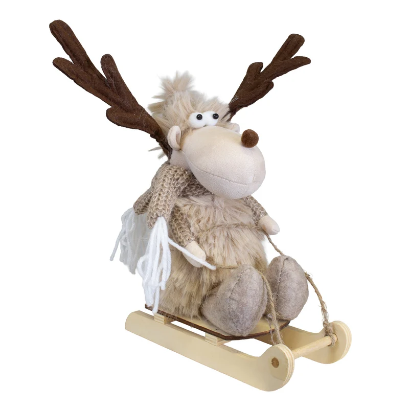 Weihnachtselch auf Schlitten 35 cm – Flauschiger Winterelch mit großem Geweih & Strickschal