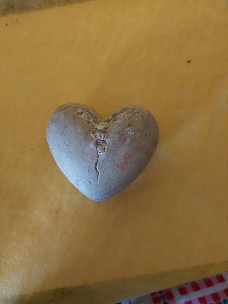 Herz aus Ton