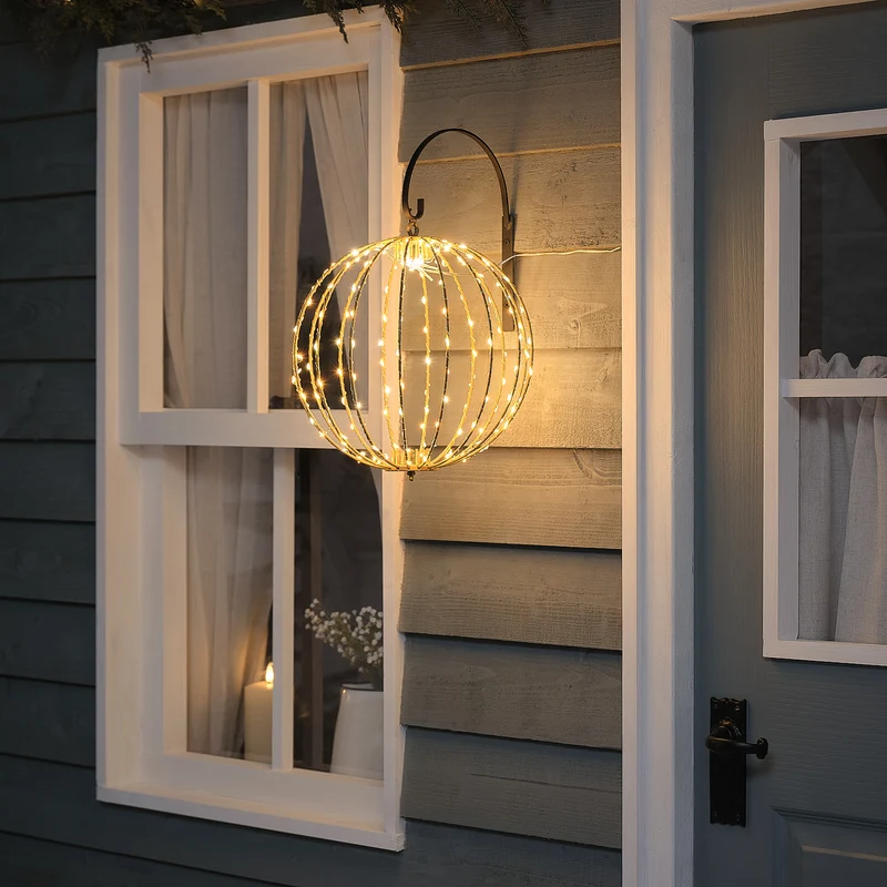 Goldene 28cm Mikro-LED-Hängekugel für Außen mit Blinkeffekt