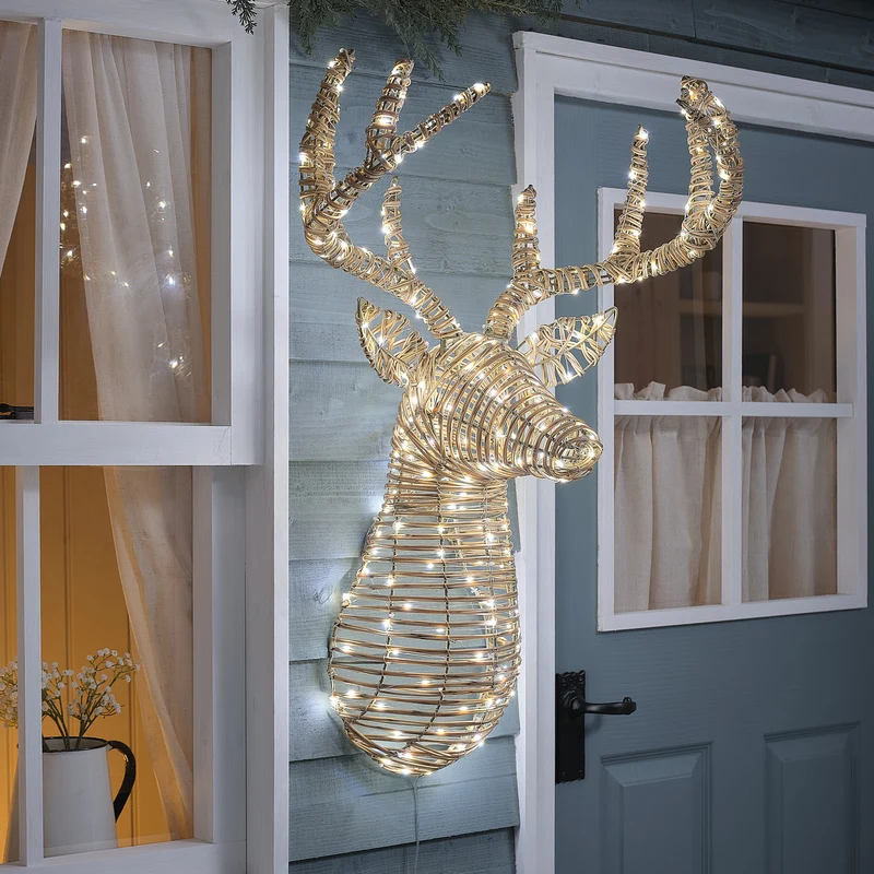 87 cm Leyburn LED-Hirschkopf aus Rattan mit 230 Bicolor LEDs für den Außenbereich