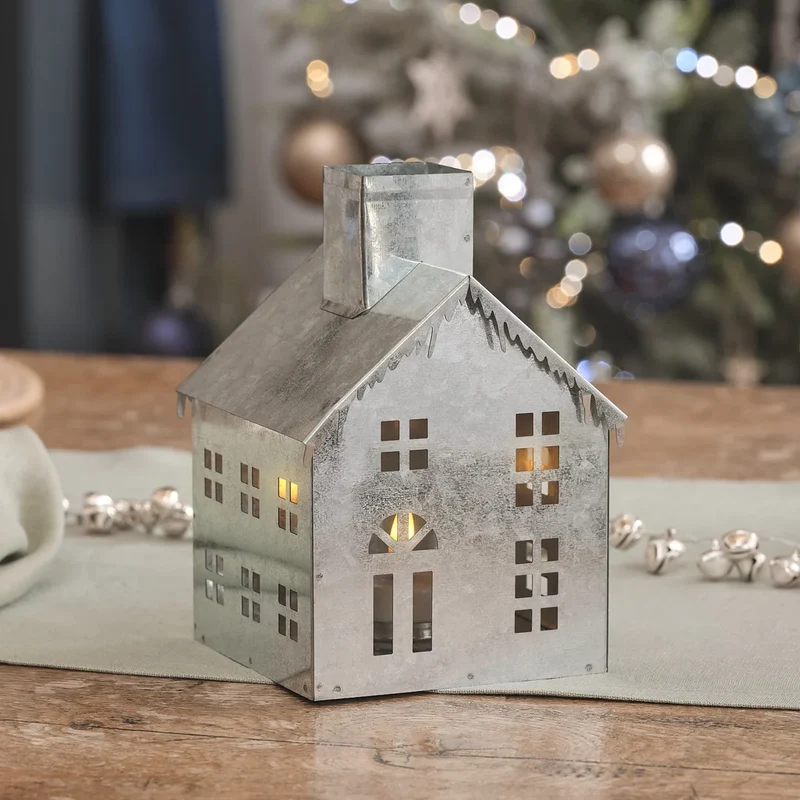 Deko-Haus aus Metall mit TruGlow® LED-Teelicht und Timer