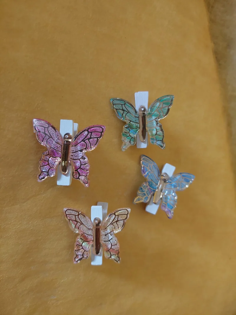 Dekoartikel "Schmetterling auf Klammer "