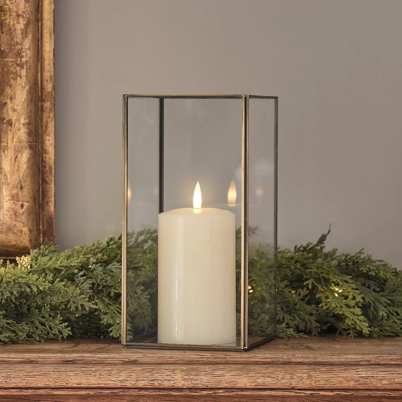 Vicarage goldene TruGlow® LED-Laterne mit Fernbedienung