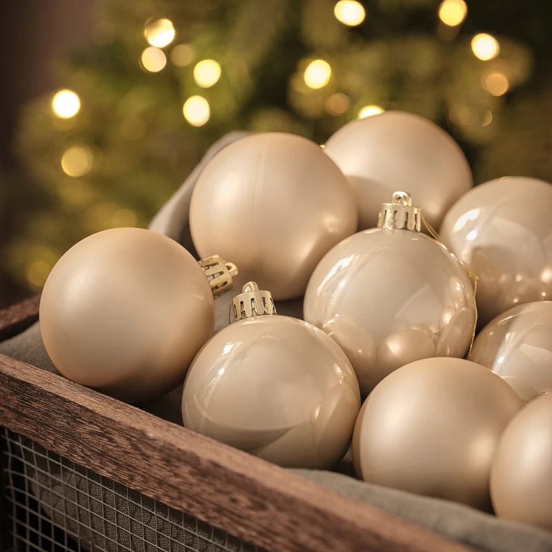 12er Set Christbaumkugeln in Champagnergold