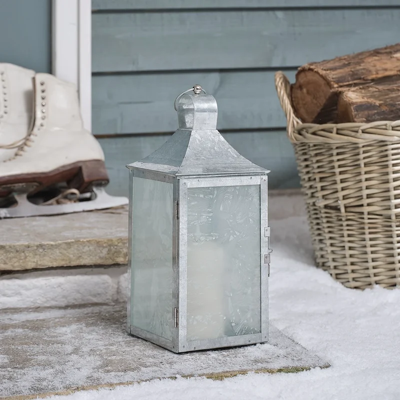 Senja Laterne aus Milchglas in Silber mit TruGlow® Outdoor Kerze und Fernbedienung