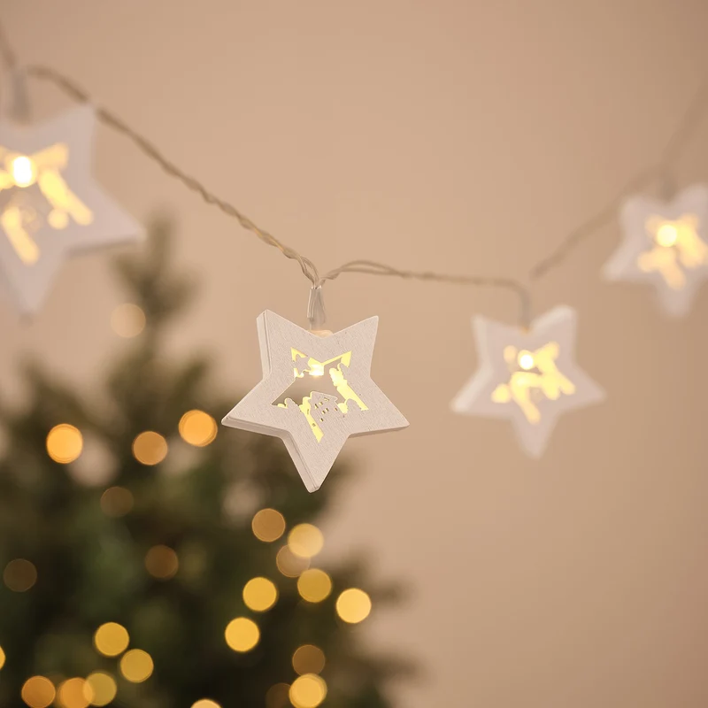 10er LED-Lichterkette mit weißen Holzsternen und Weihnachtsmotiv
