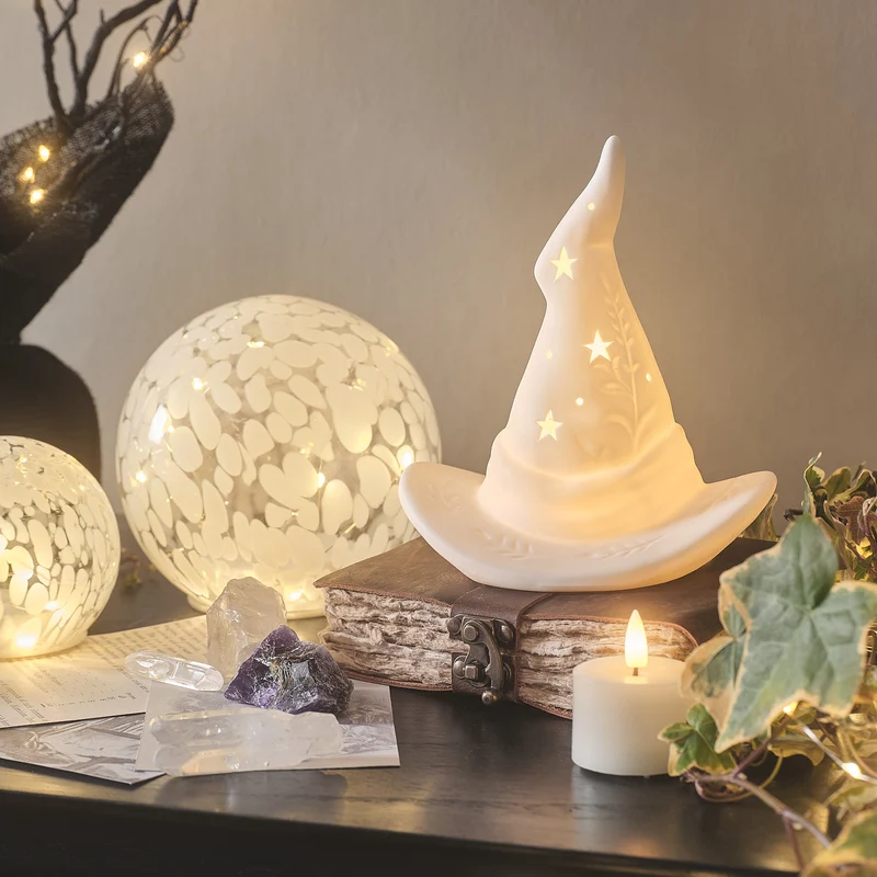 2er Set LED-Halloween-Deko aus Porzellan – Gerald & Hexenhut