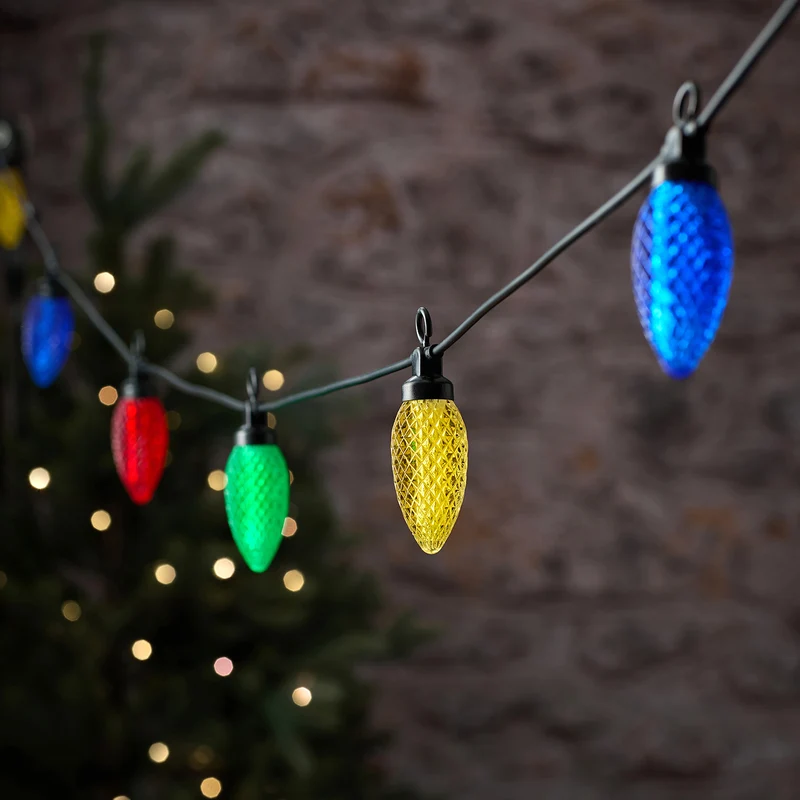Bunte LED-Tannenzapfen-Lichterkette außen mit 10 LEDs koppelbar