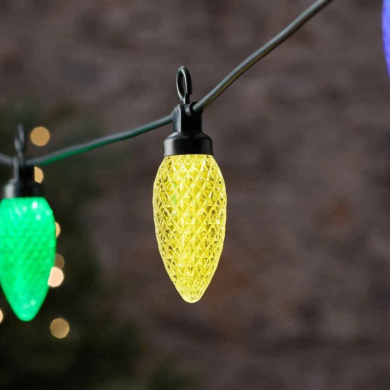 Bunte LED-Tannenzapfen-Lichterkette außen mit 10 LEDs koppelbar