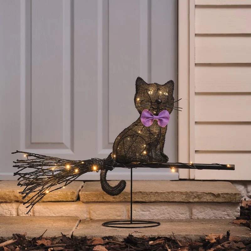 LED-Halloween-Katze auf Besen mit Timer für den Außenbereich