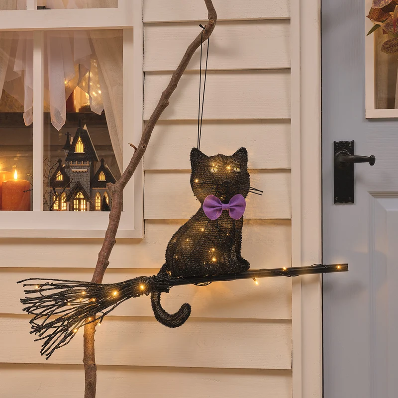 LED-Halloween-Katze auf Besen mit Timer für den Außenbereich