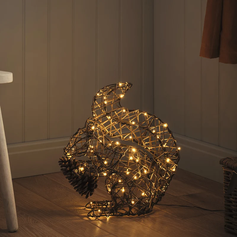 Sherwood Rattan LED-Gartenfigur Eichhörnchen mit 60 LEDs und Timer