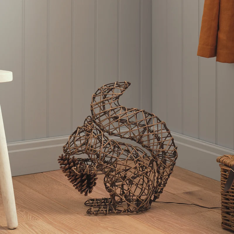 Sherwood Rattan LED-Gartenfigur Eichhörnchen mit 60 LEDs und Timer