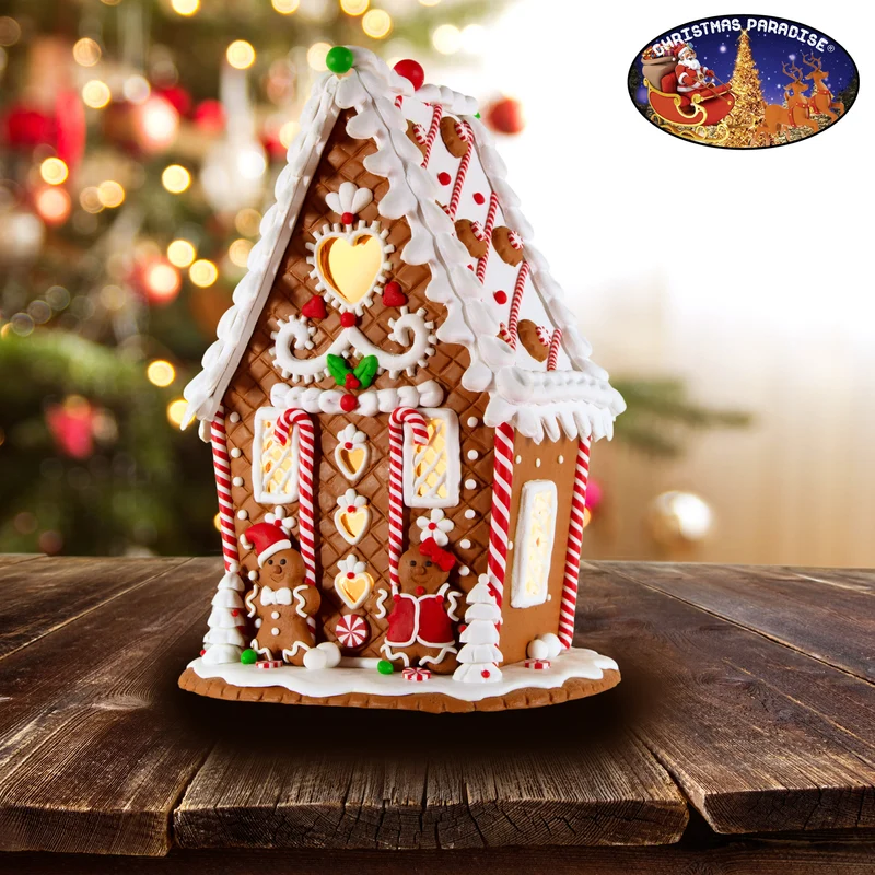 Festlich verziertes LED-Lebkuchenhaus mit Lebkuchenfiguren 23cm