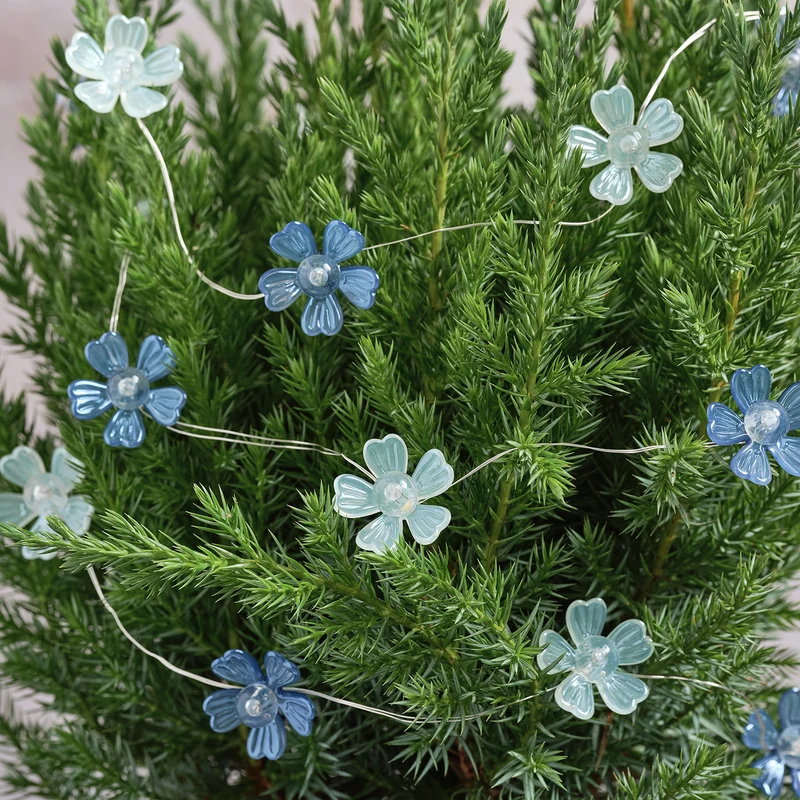 Blaue & weiße Mikro-LED-Blumenlichterkette Warmweiß mit Timer