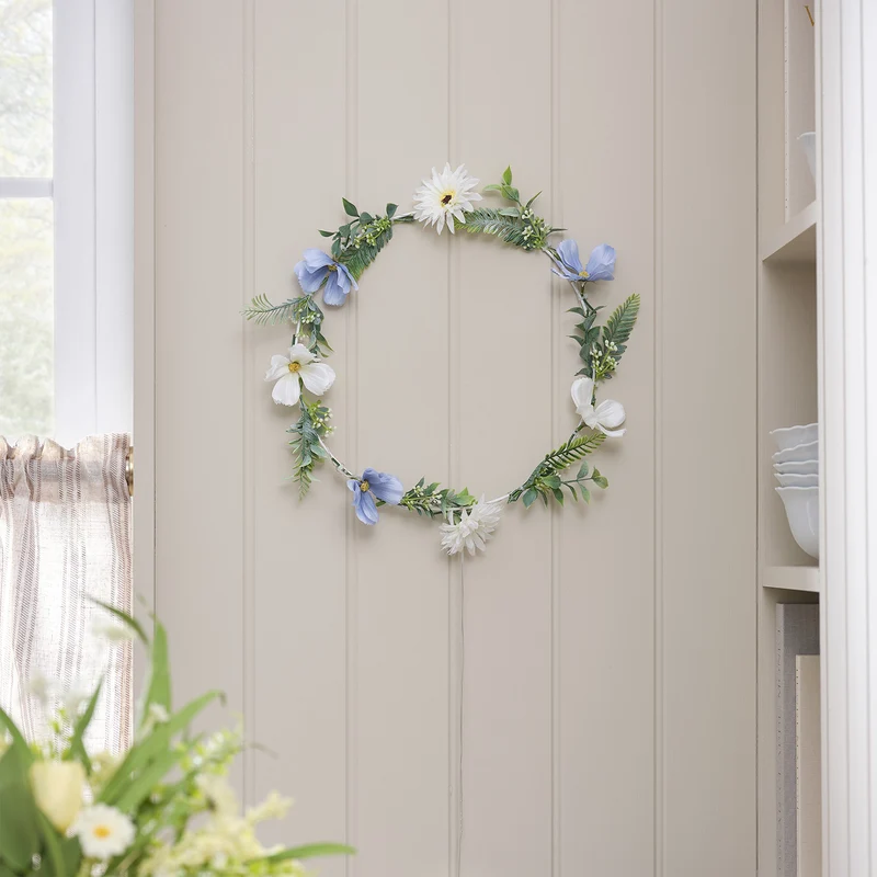 Weißer & blauer LED-Blumenkranz mit warmweißen Mikro-LEDs & Timer