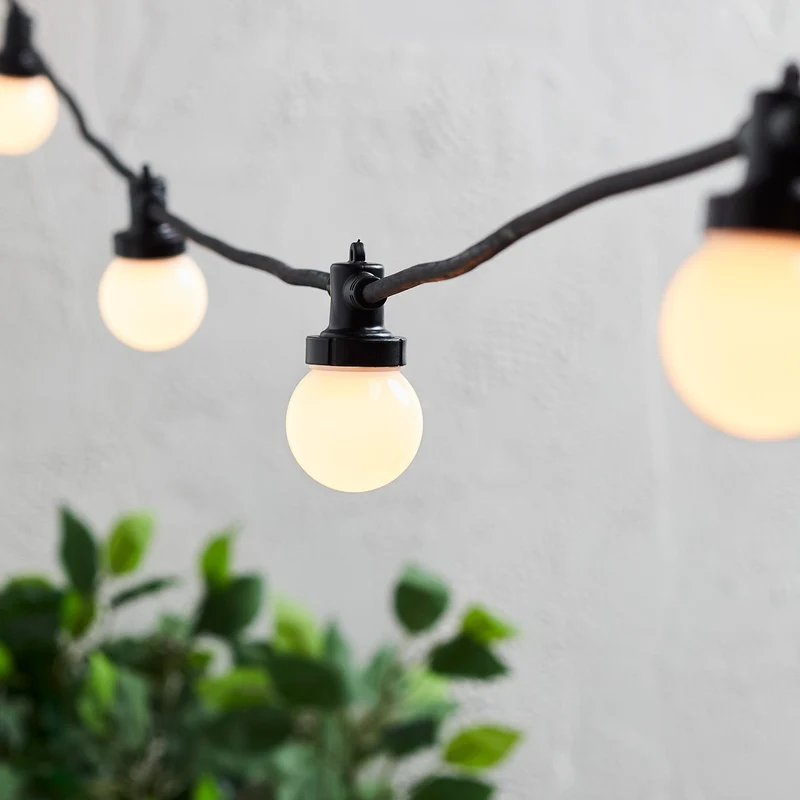 Pro Connect IP67, 55m 110er Party Lichterkette warmweiß koppelbar schwarzes Kabel