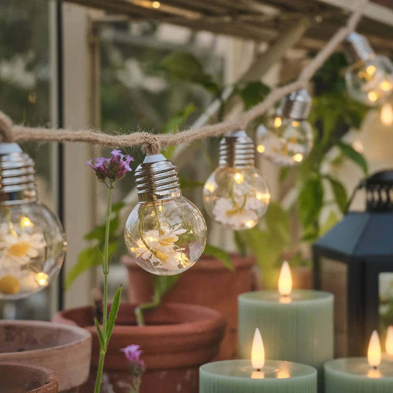 10er batteriebetriebene LED-Lichterkette mit Blumen in warmweißen Glühbirnen