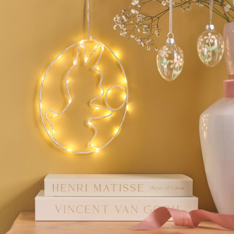 LED-Osterei zum Aufhängen mit Mikrolichtern in weiß