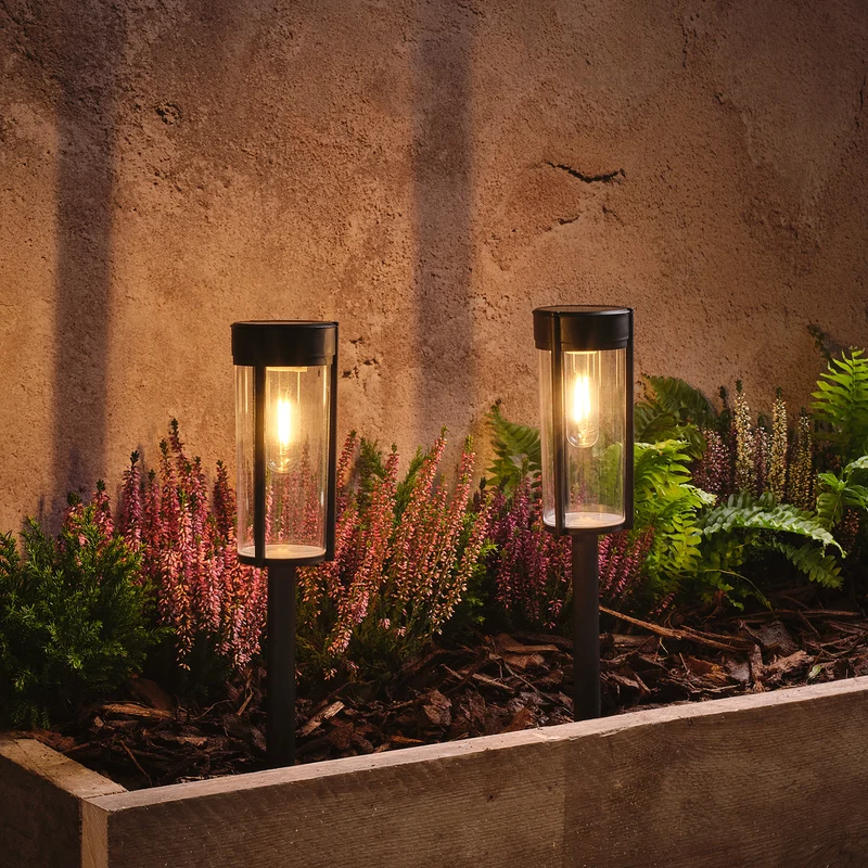 2er Set "Woburn" Solar-Erdspießleuchten mit warmweißen LEDs