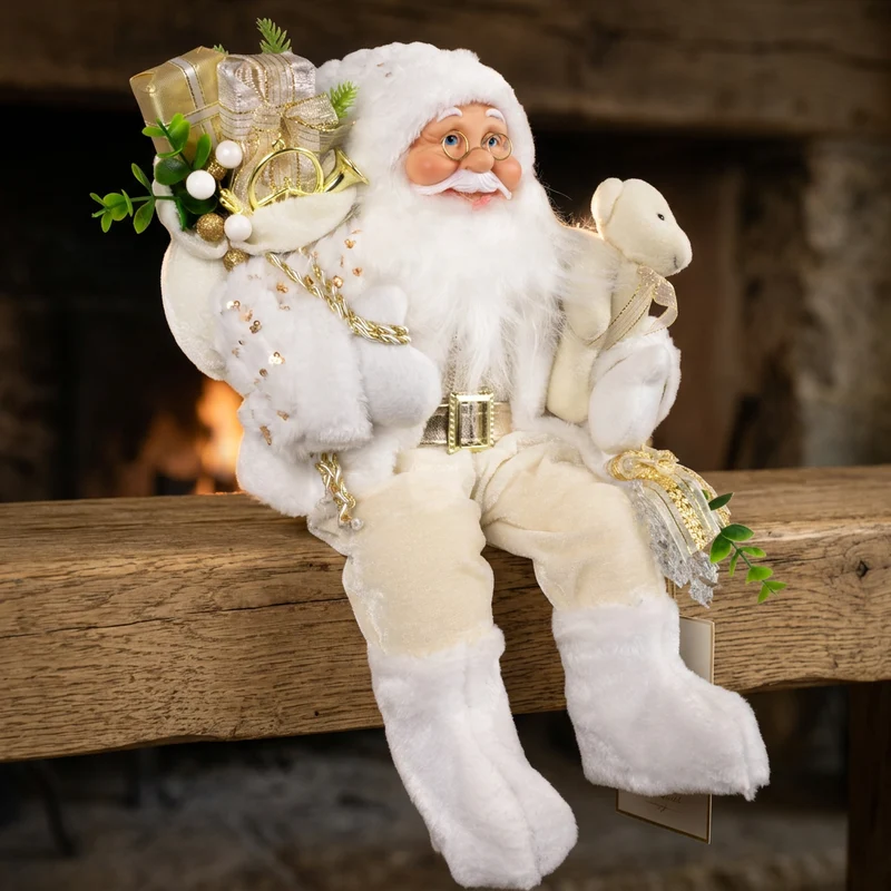Weihnachtlicher Santa Kantenhocker 45 cm sitzend mit weißem langem Mantel