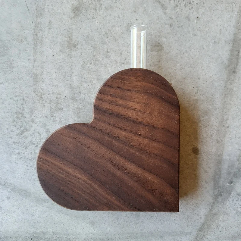 Deko Holz-Herzvase klein