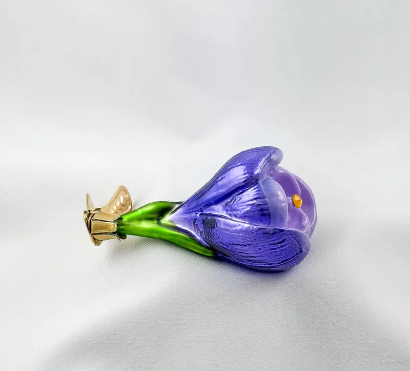 Krokusblüte violett am Clip