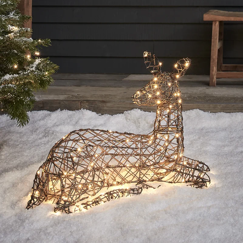 Liegendes LED-Rentier Hirschkuh Studley