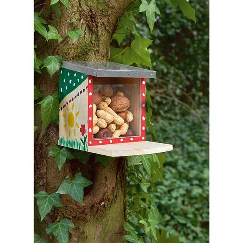 DIY Eichhörnchen Futterhaus
