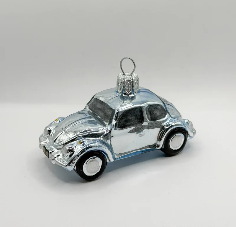 VW-Käfer hellblau silber