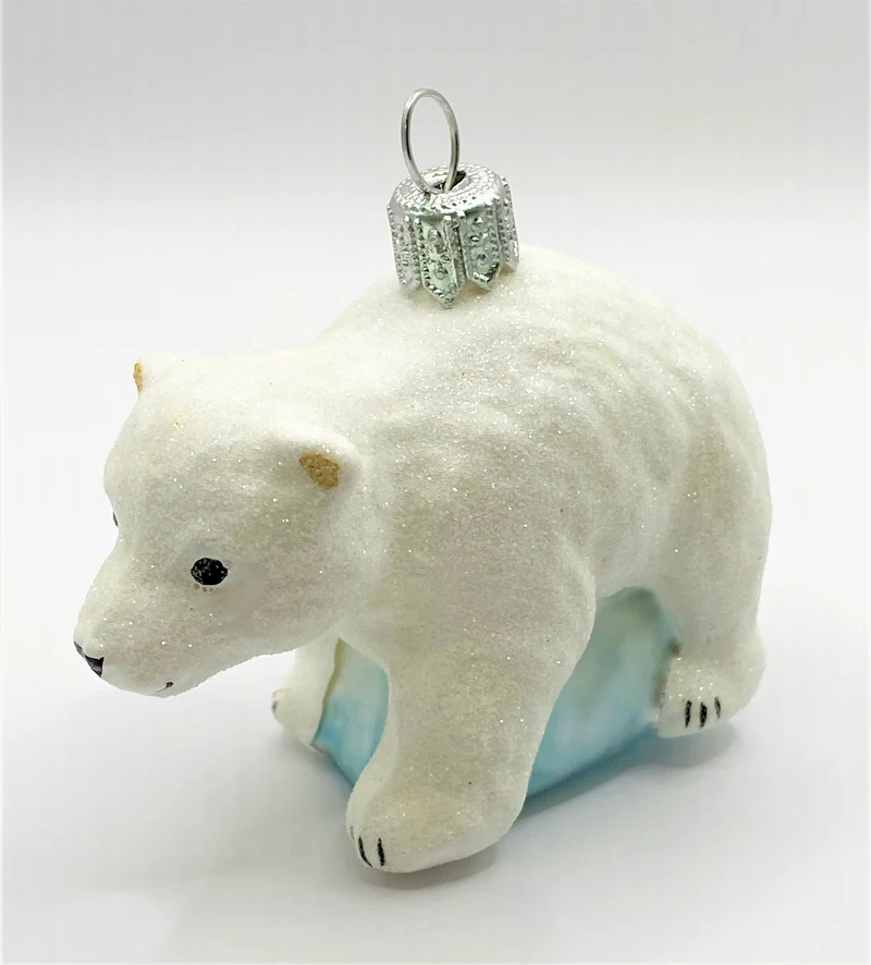 Junger Eisbär