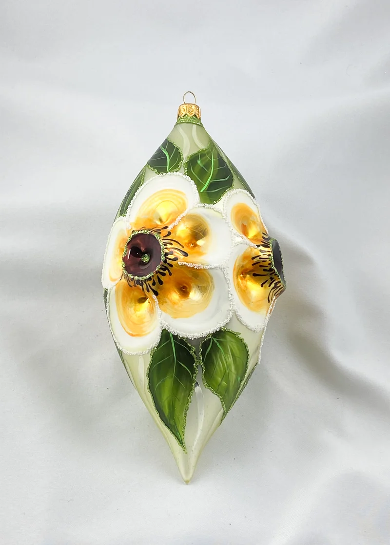 Grosse Kugel mit gelbem Magnolien-Motiv