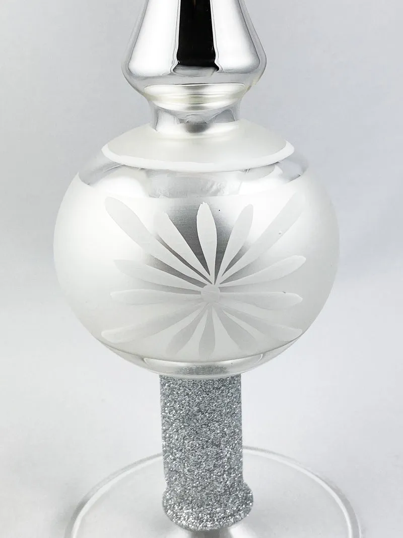 Baumspitze Silber mit weissem Blüten-Motiv